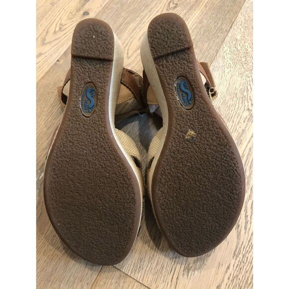 Soft Walk Tan and Leather Wedges, Women’s 6 - Picture 5 of 5